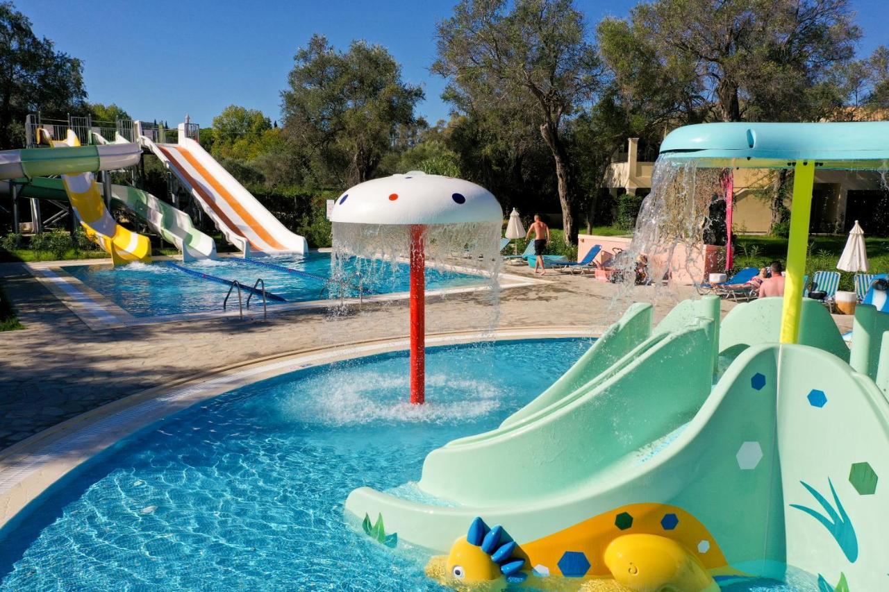 Sentido Apollo Palace เมซอนกิ ภายนอก รูปภาพ Water park in Greece
